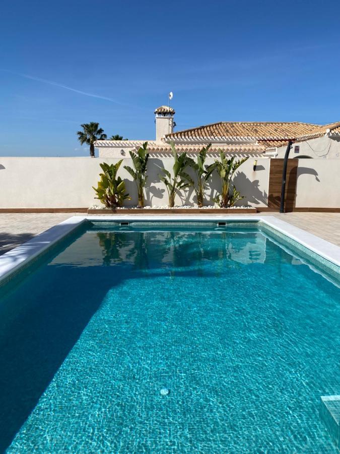 Pink Lagoon Villa Torrevieja Exterior photo