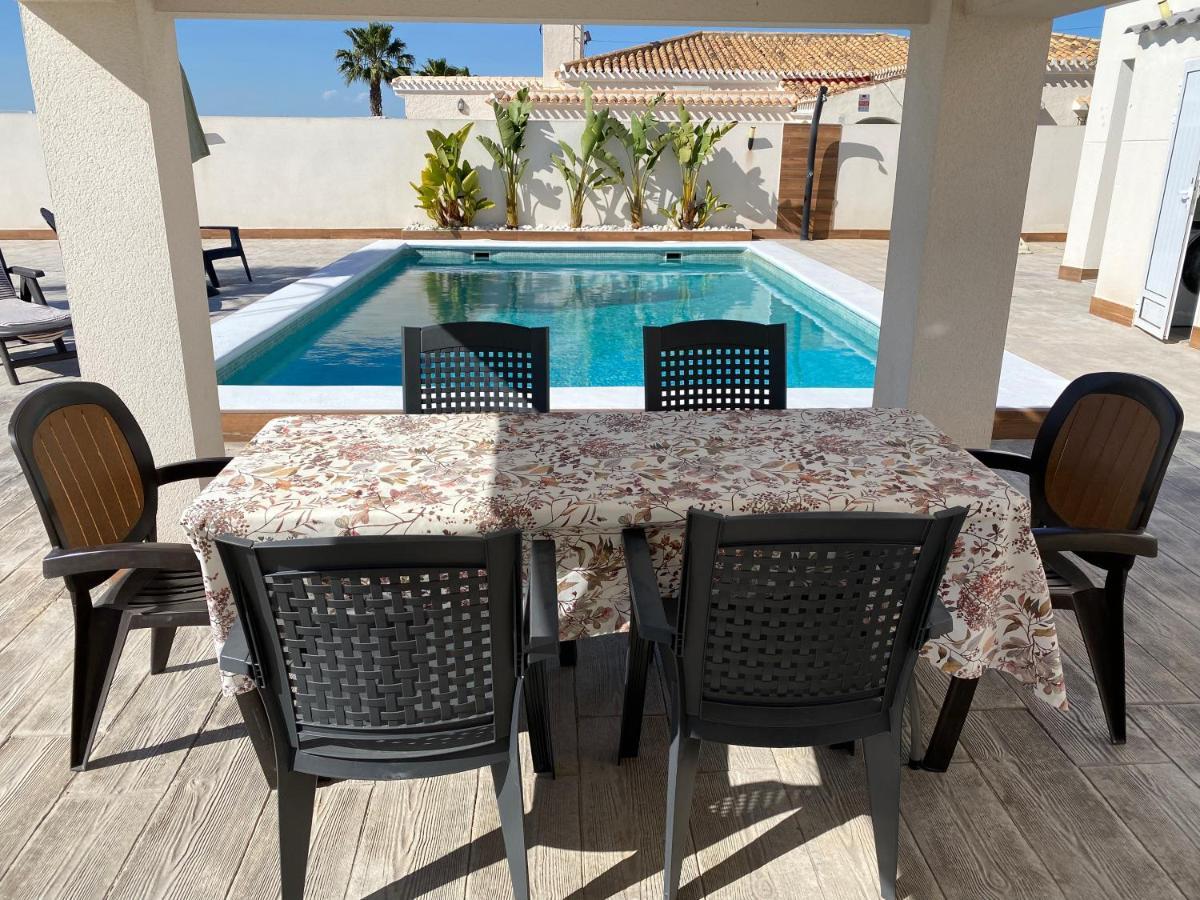 Pink Lagoon Villa Torrevieja Exterior photo